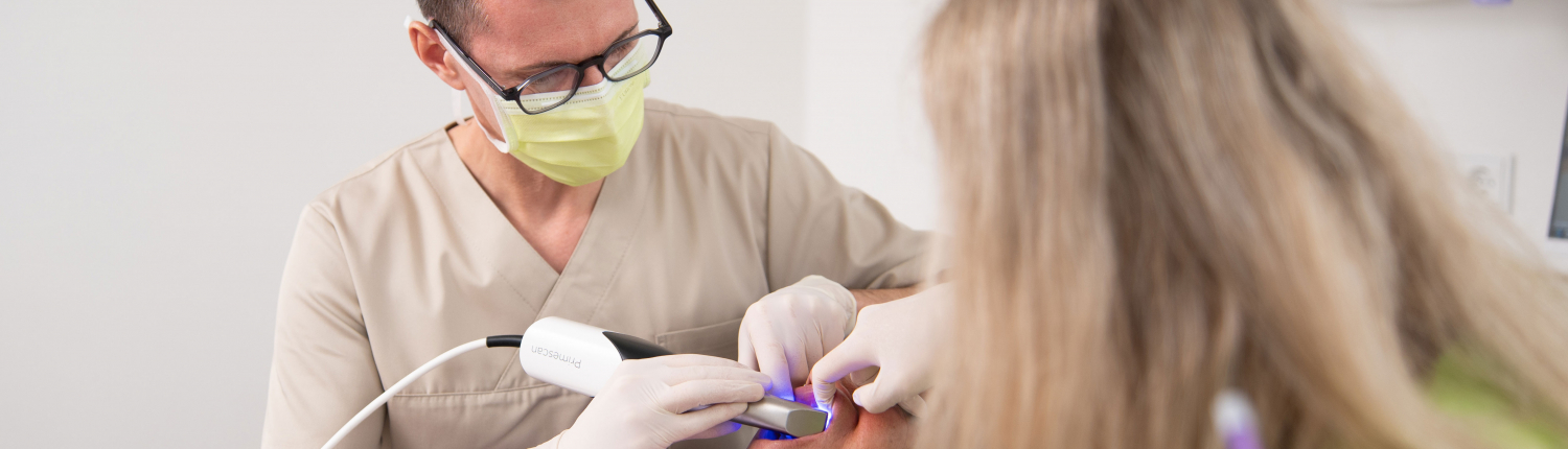 Dr_Hertel_Behandlung_Content